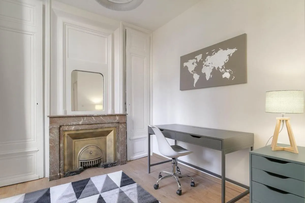 Superbe appartement sur la Presqu'île - Lyon 0*,  France